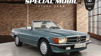360-kuva ajoneuvosta Mercedes-Benz SL
